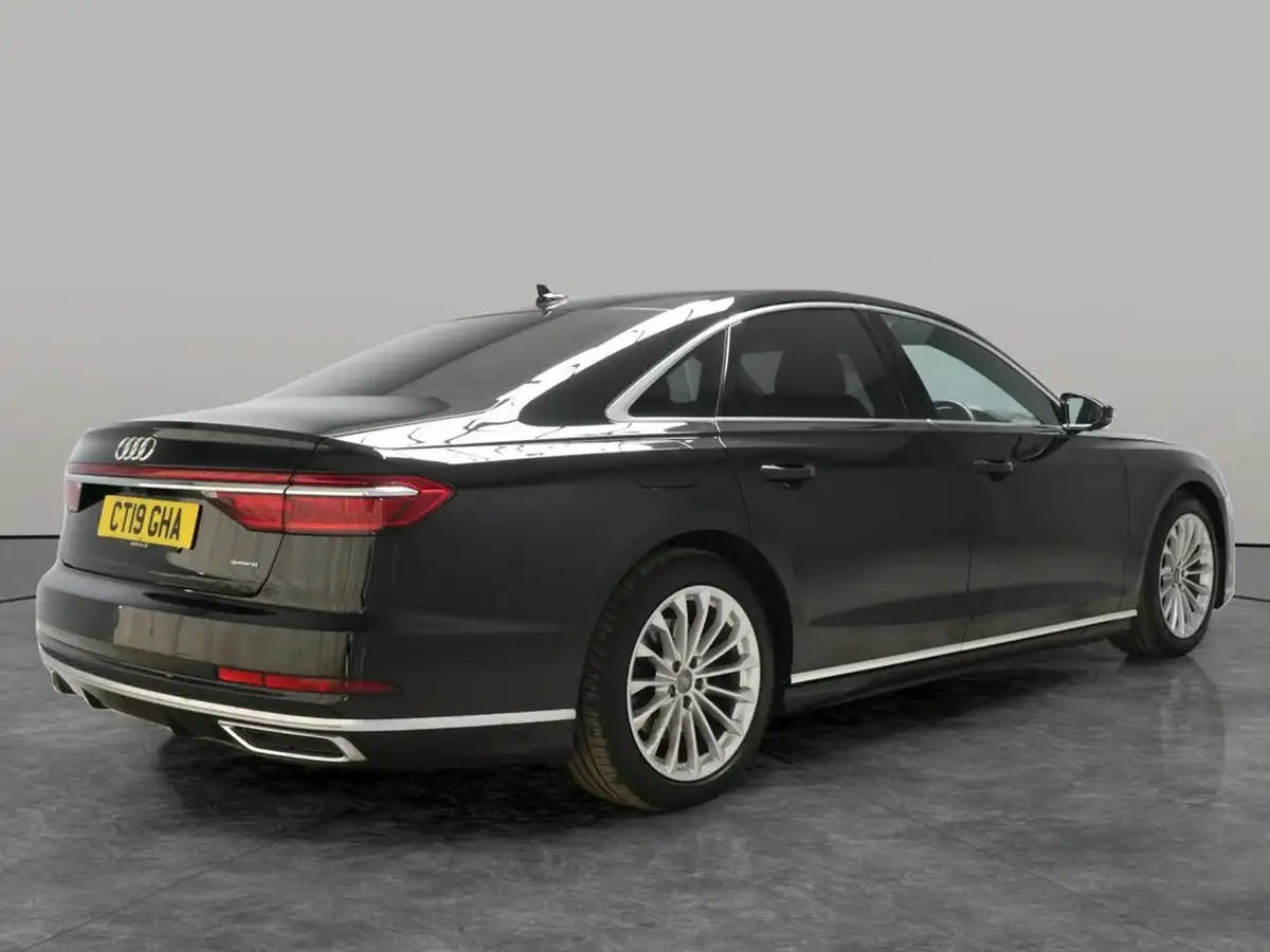 2019-audi-a8-30-50-tdi-big-11