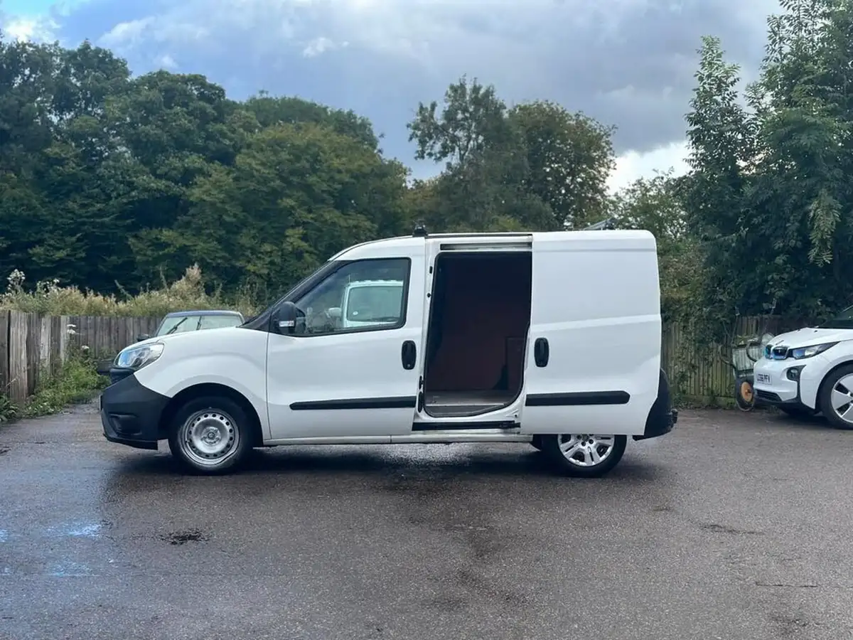 2015-fiat-doblo-cargo-13td-maxi-big-2