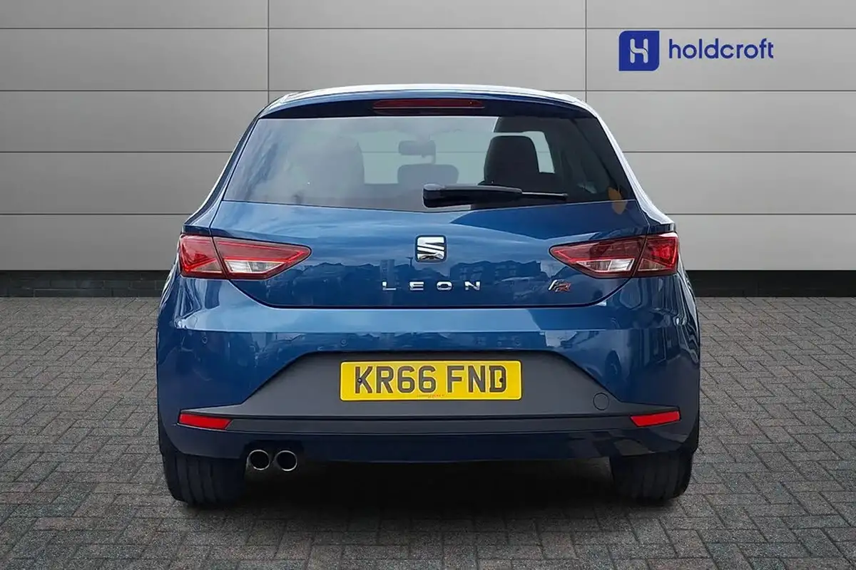 2016-seat-leon-14-fr-tech-pack-ecotsi-hatchback-5d-1395cc-big-7