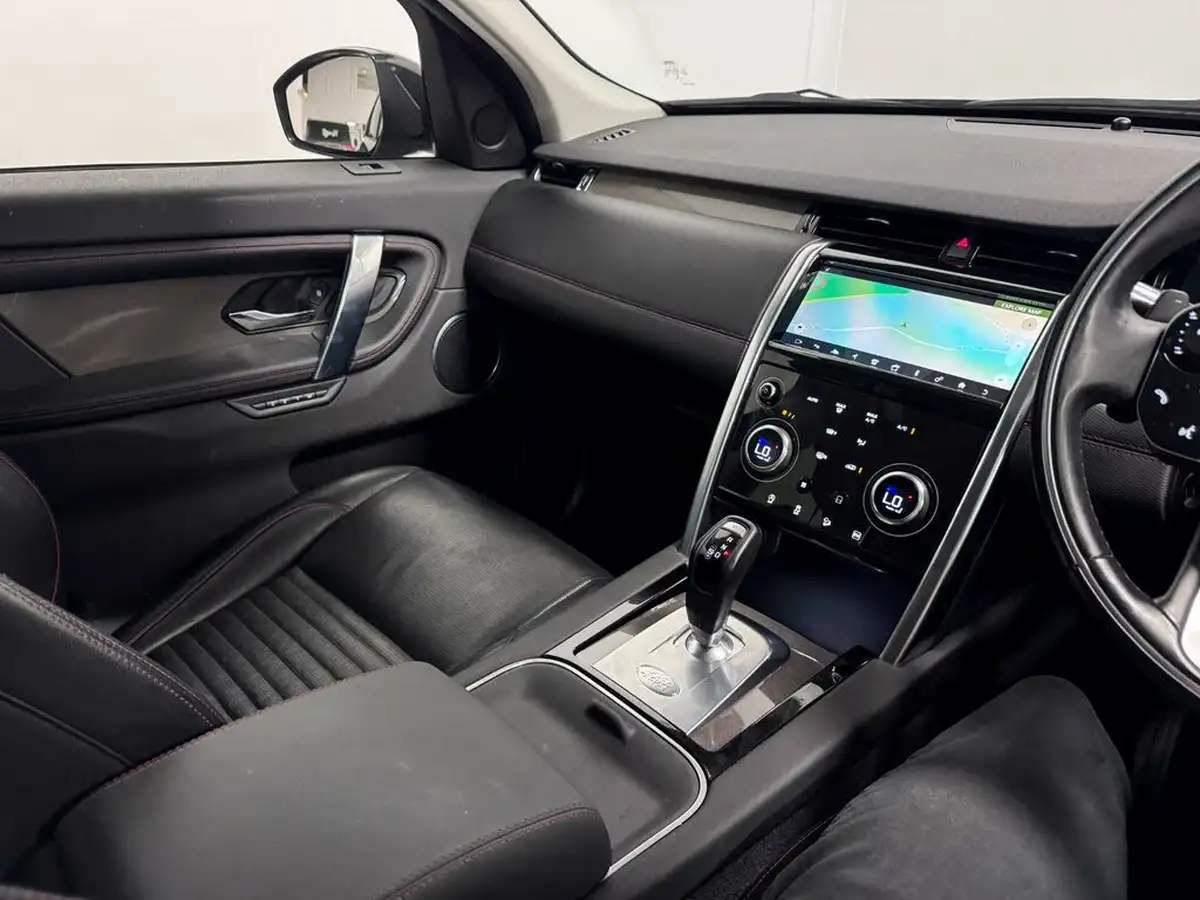 2021-land-rover-discovery-sport-15-p300e-r-dynamic-se-big-29