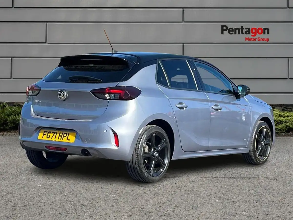 2021-vauxhall-corsa-12i-griffin-edition-big-3