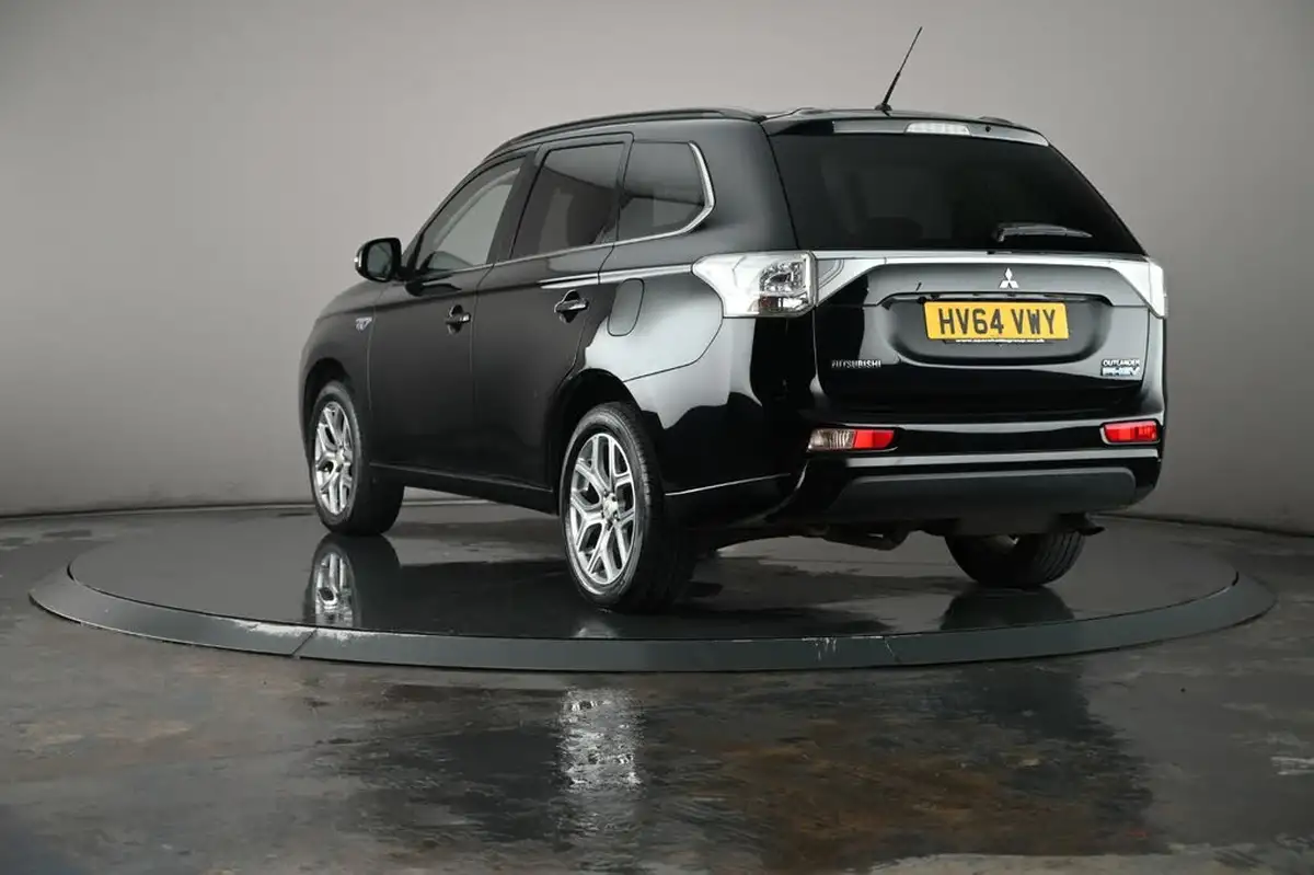 2014-mitsubishi-outlander-20-gx4h-big-20