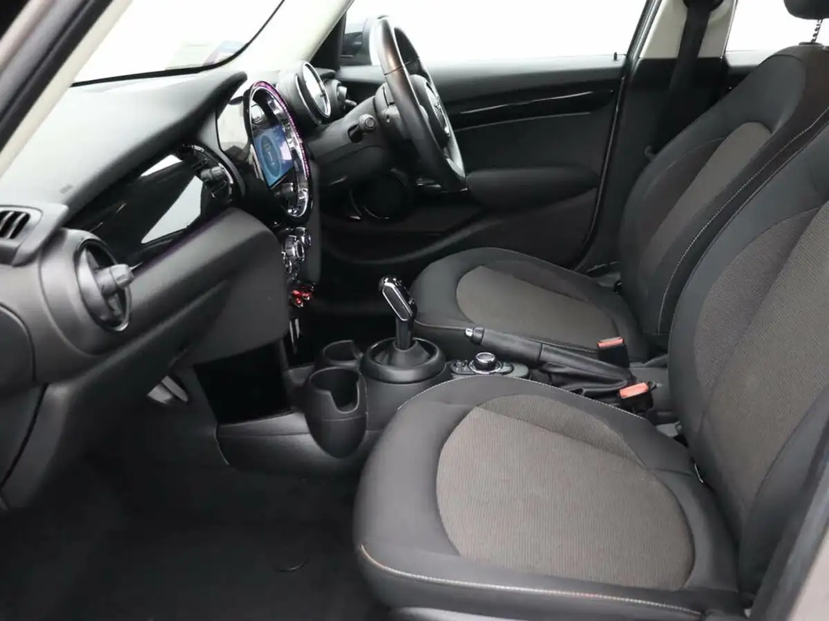 2022-mini-cooper-15-cooper-classic-hatchback-5d-auto-big-8