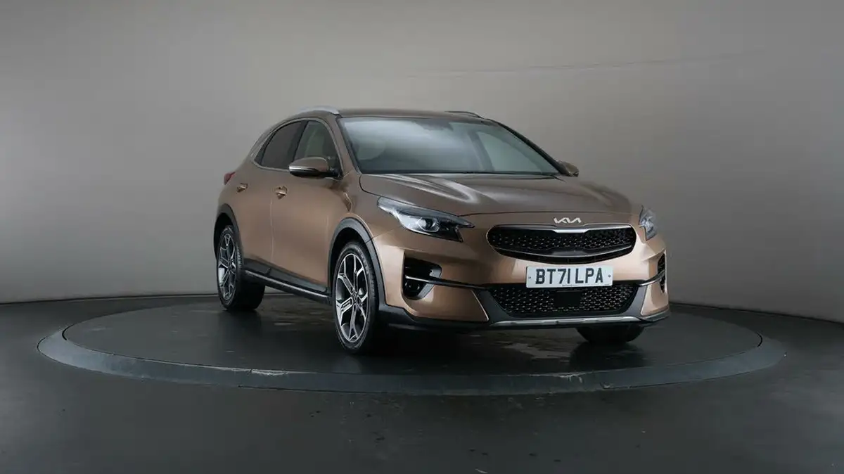 2022-kia-xceed-15-t-gdi-3-big-43