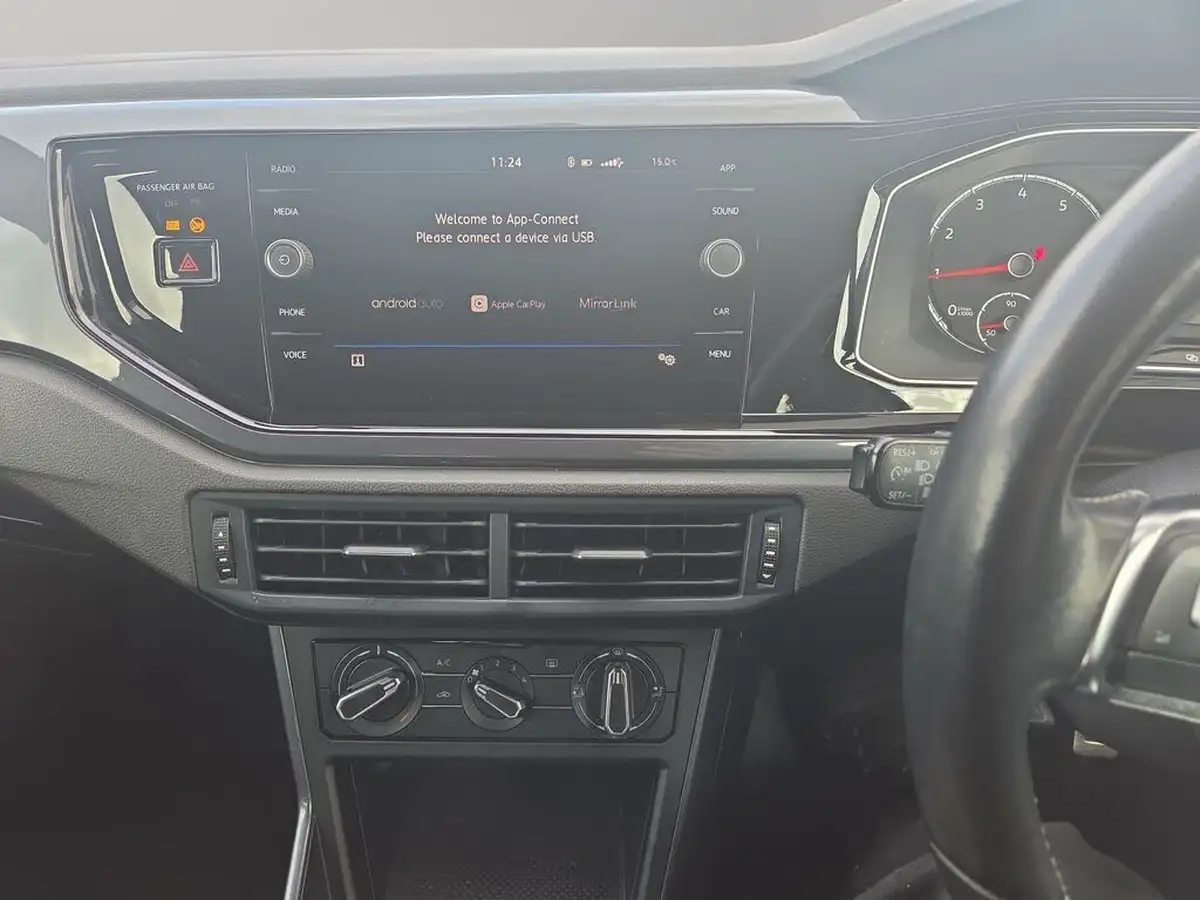 2020-volkswagen-polo-10-tsi-r-line-115ps-big-14