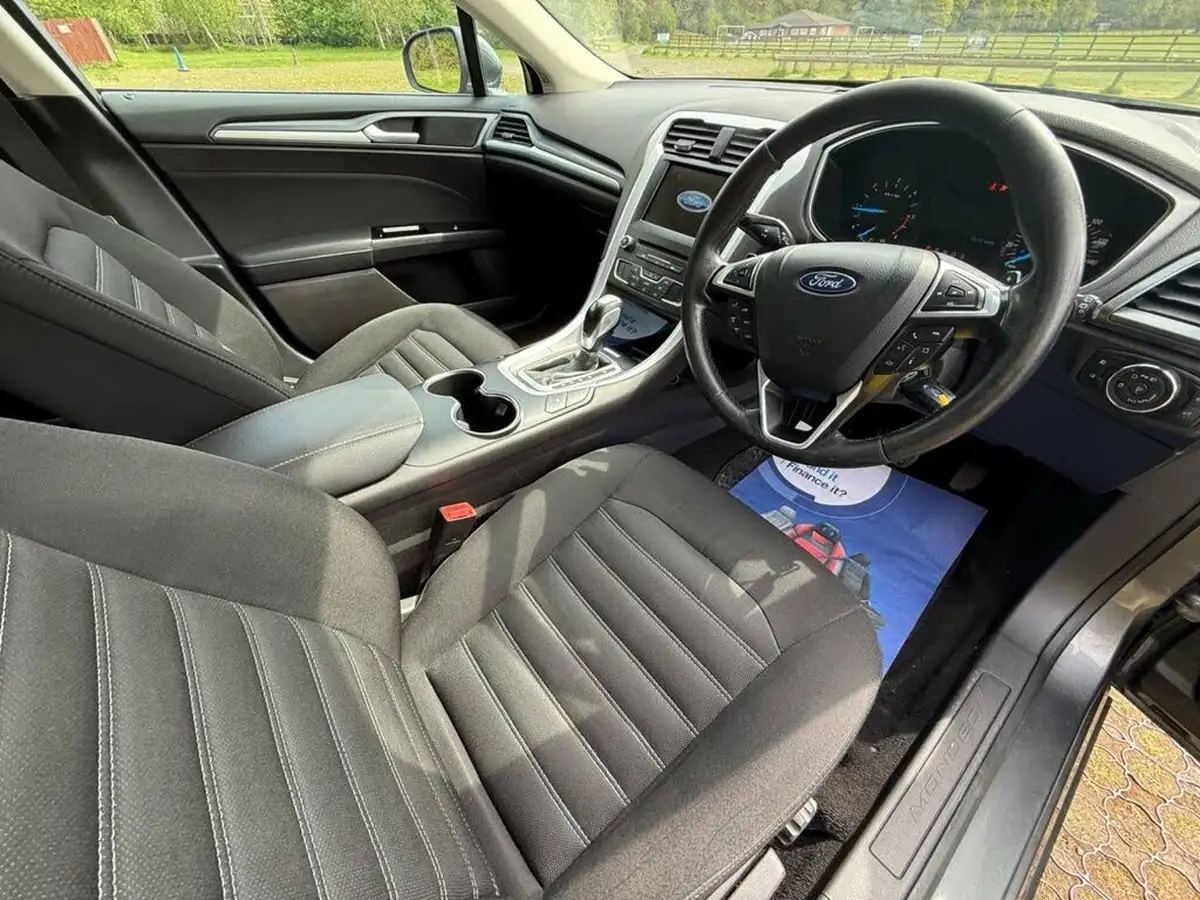 2017-ford-mondeo-20tdci-zetec-eco-estate-big-6