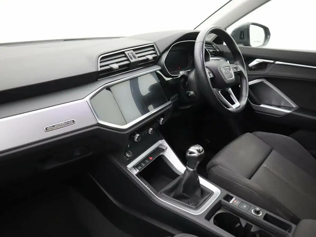2019-audi-q3-20-35-tdi-sport-station-wagon-quattro-big-9