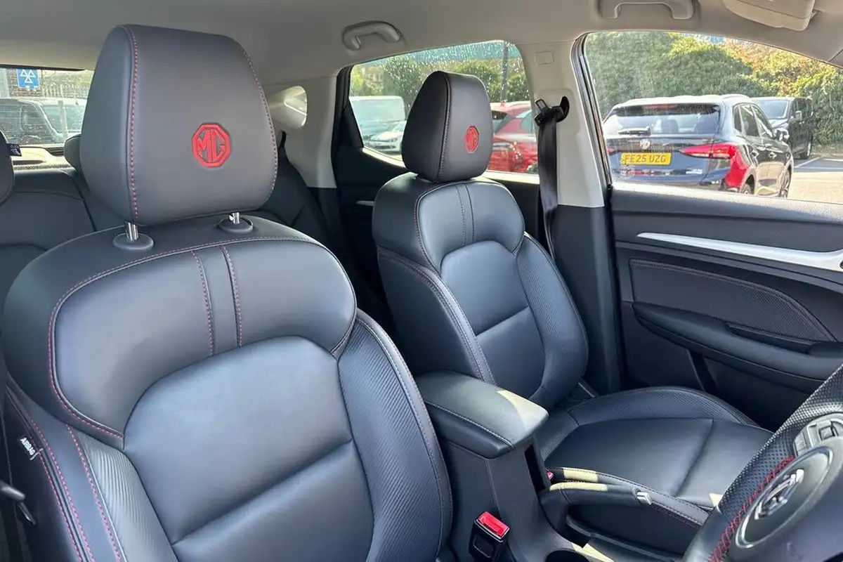 2023-mg-zs-suv-15-vti-tech-exclusive-big-36