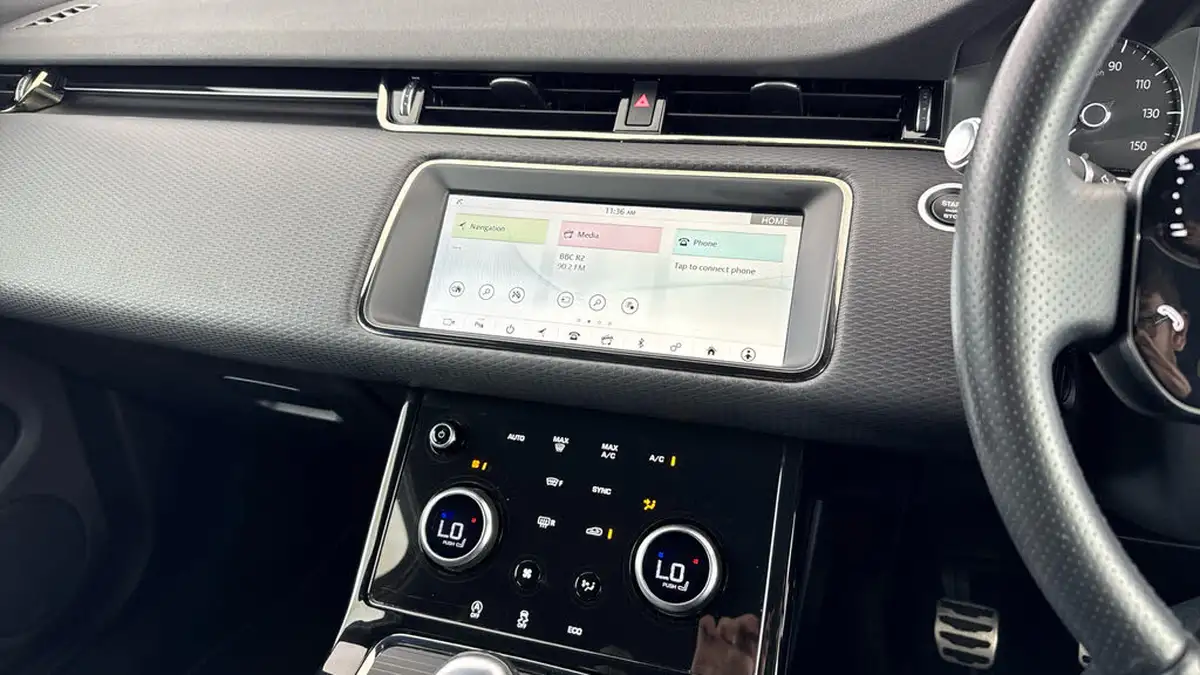 2019-land-rover-range-rover-evoque-20-d150-r-dynamic-big-11