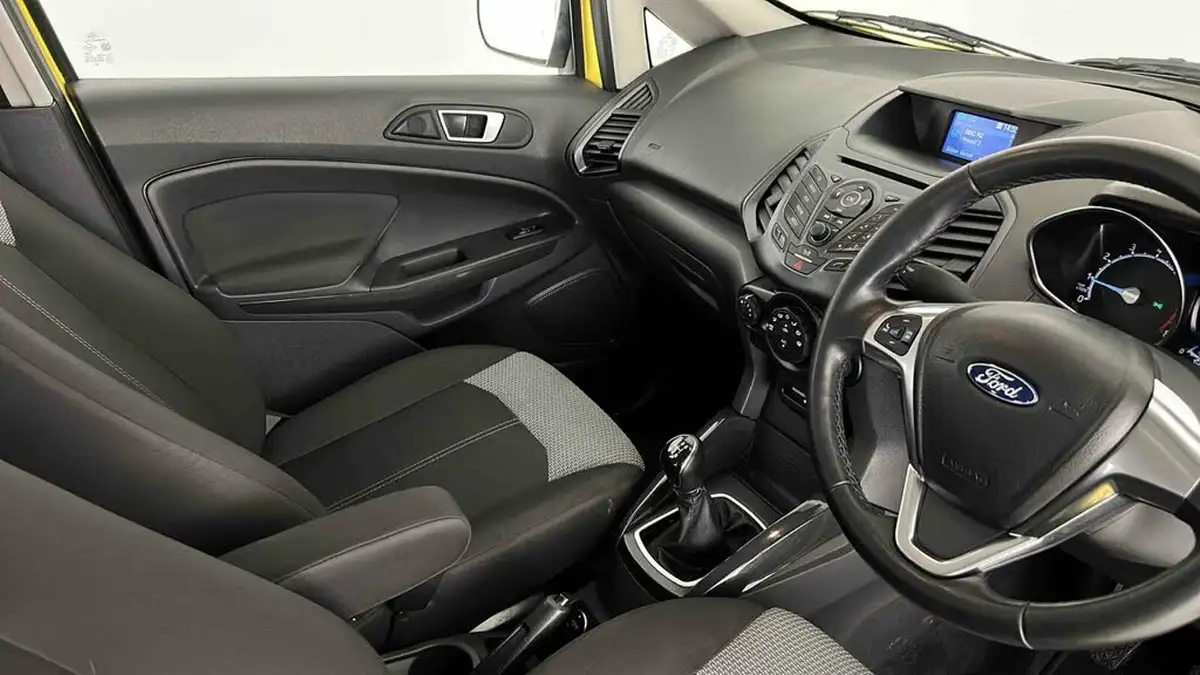2017-ford-ecosport-10t-zetec-125ps-ss-big-30