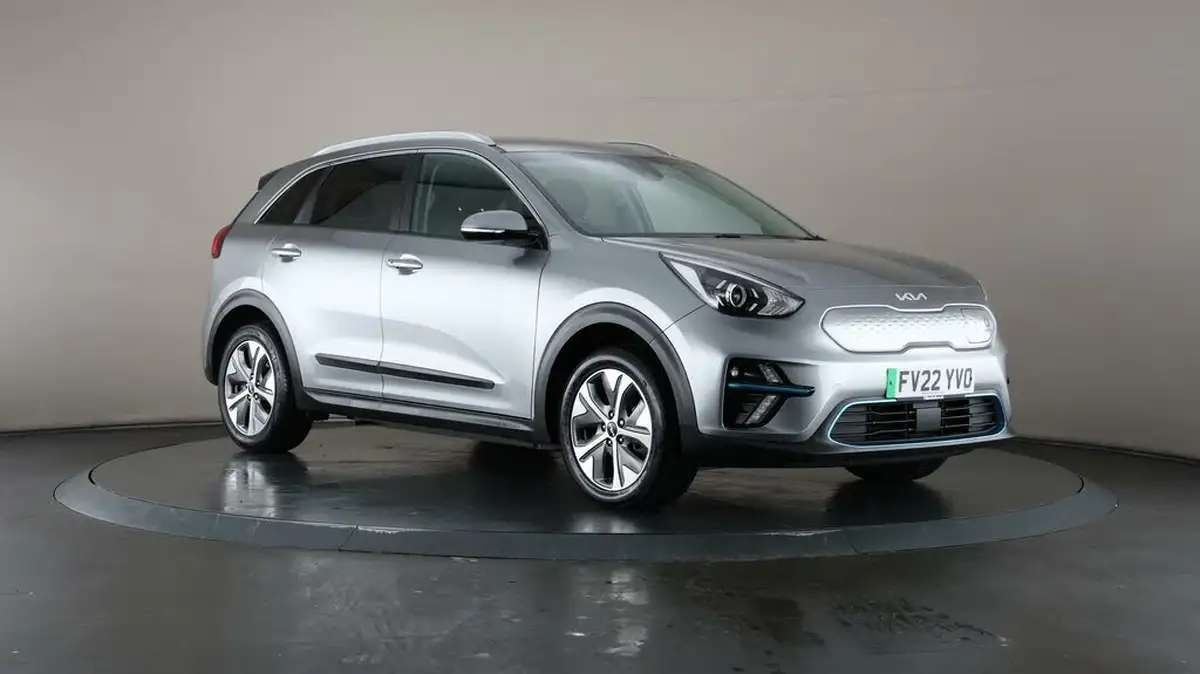 2022-kia-niro-ev-e-2-big-1