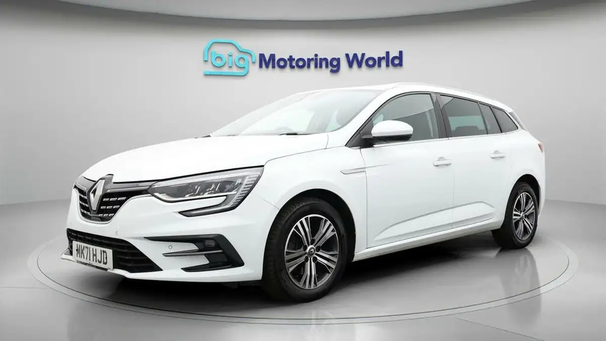 2021-renault-megane-15dci-iconic-sport-tourer-big-2