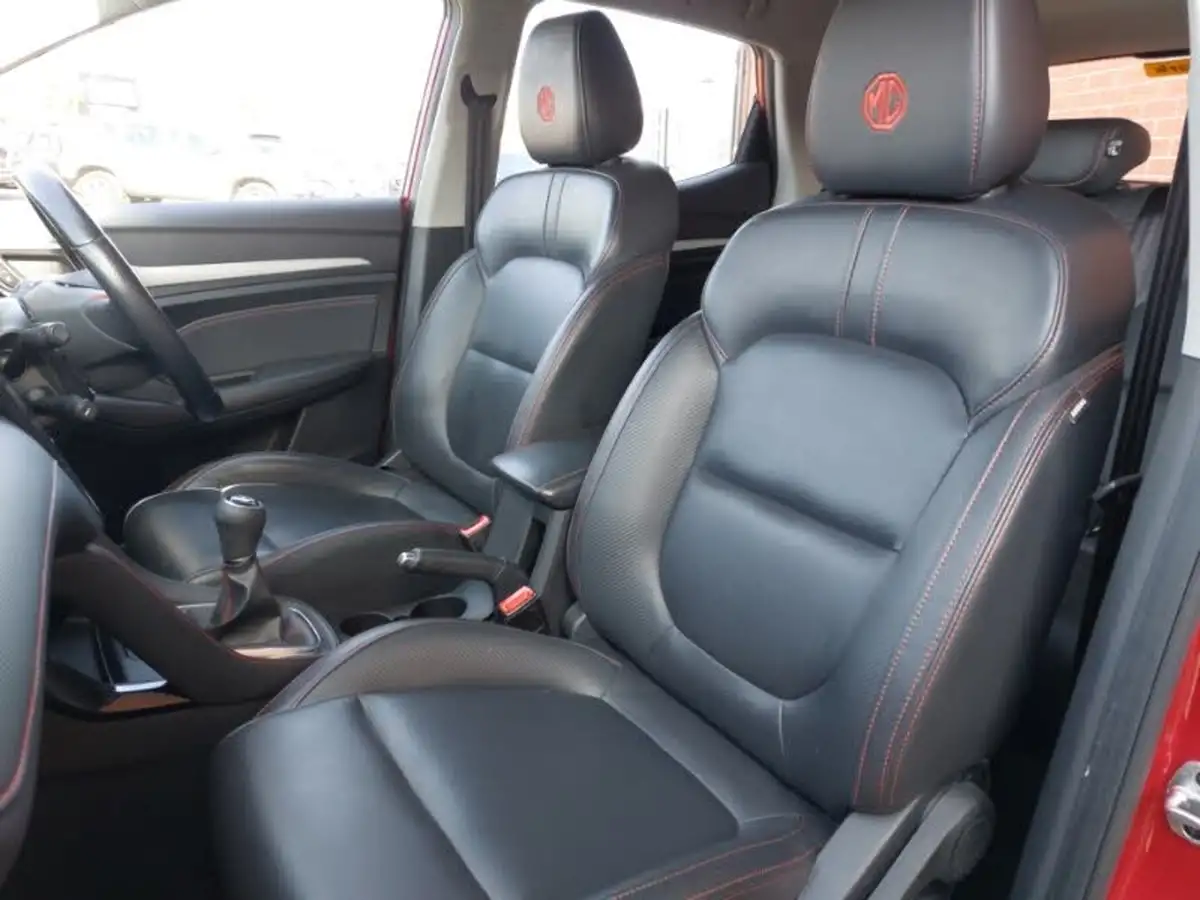 2021-mg-zs-suv-15-vti-tech-exclusive-big-11