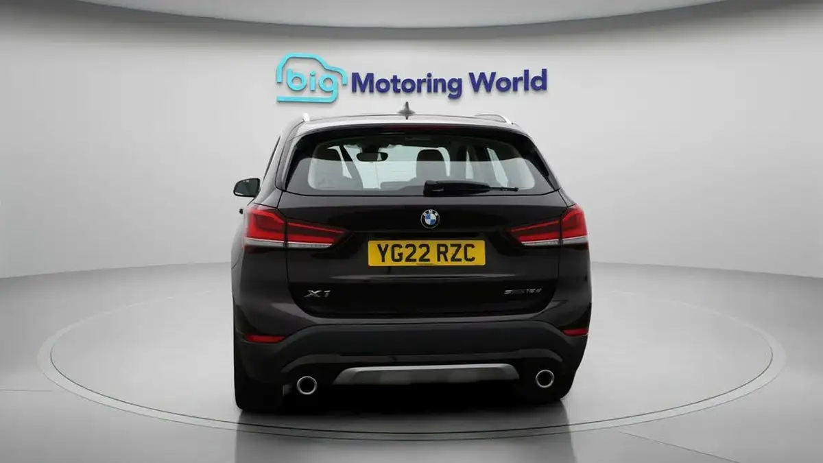 2022-bmw-x1-20td-sdrive18d-xline-sport-auto-big-6