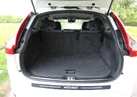 2015-volvo-xc60-small-42