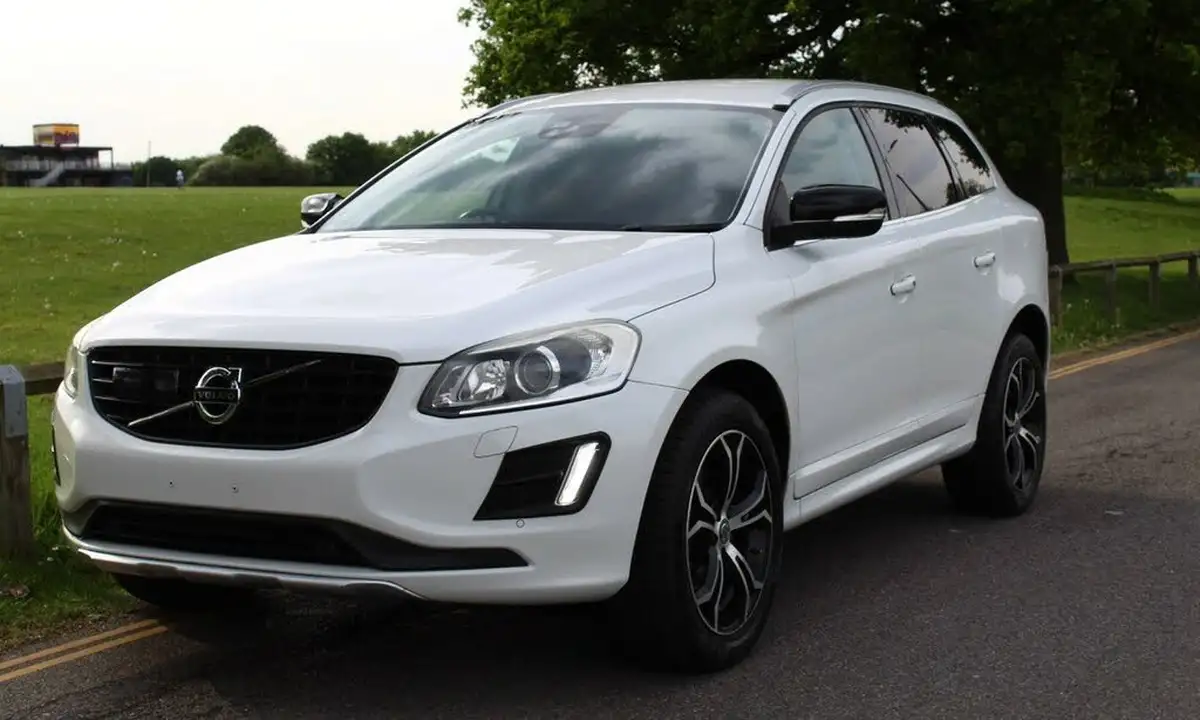 2015-volvo-xc60-big-31