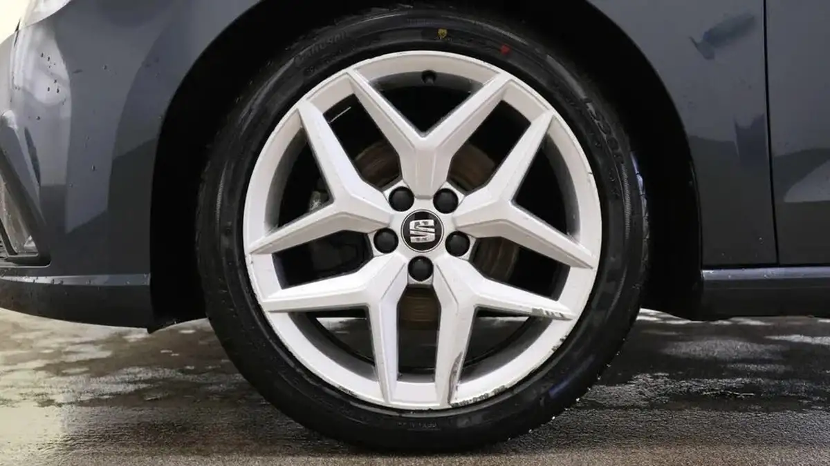 2021-seat-ibiza-10-tsi-fr-110ps-big-4