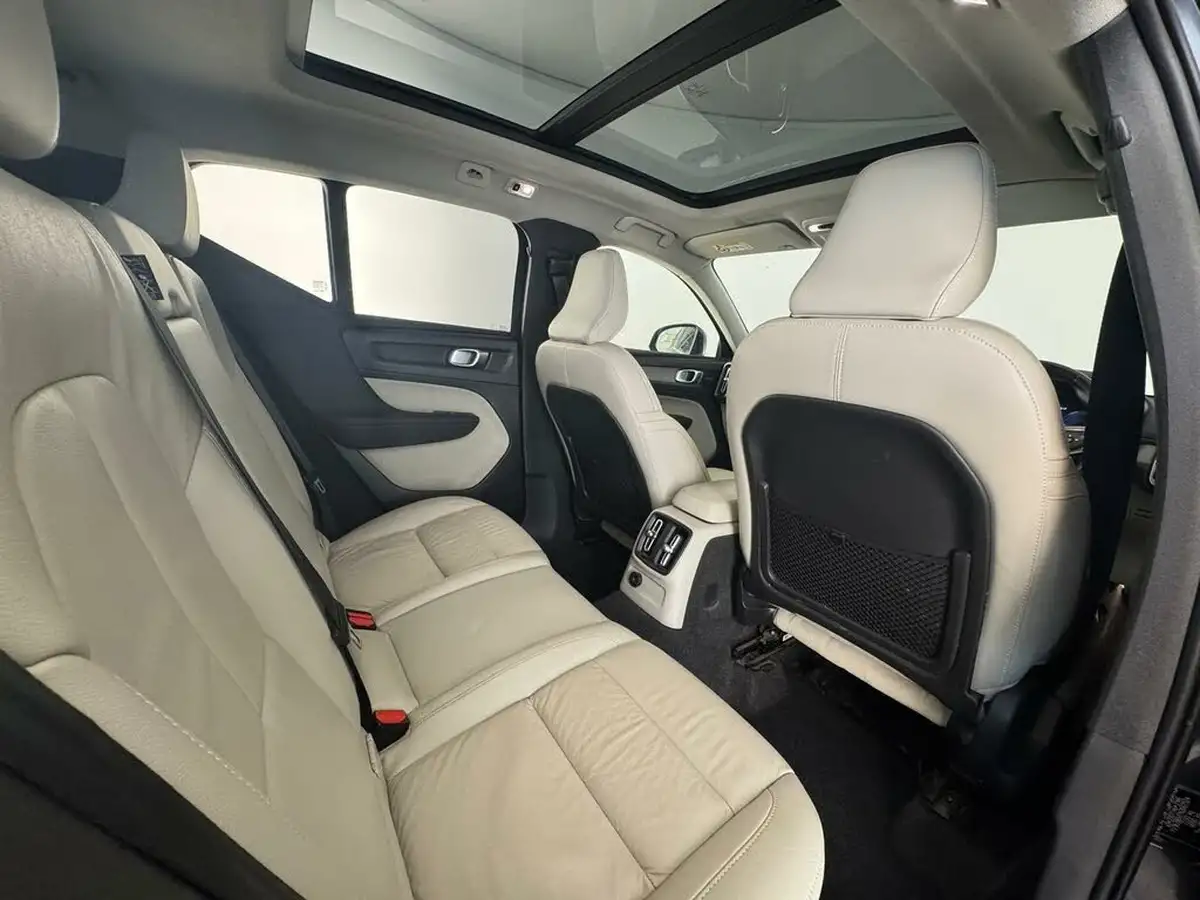 2021-volvo-xc40-15-t5-inscription-pro-258bhp-big-12