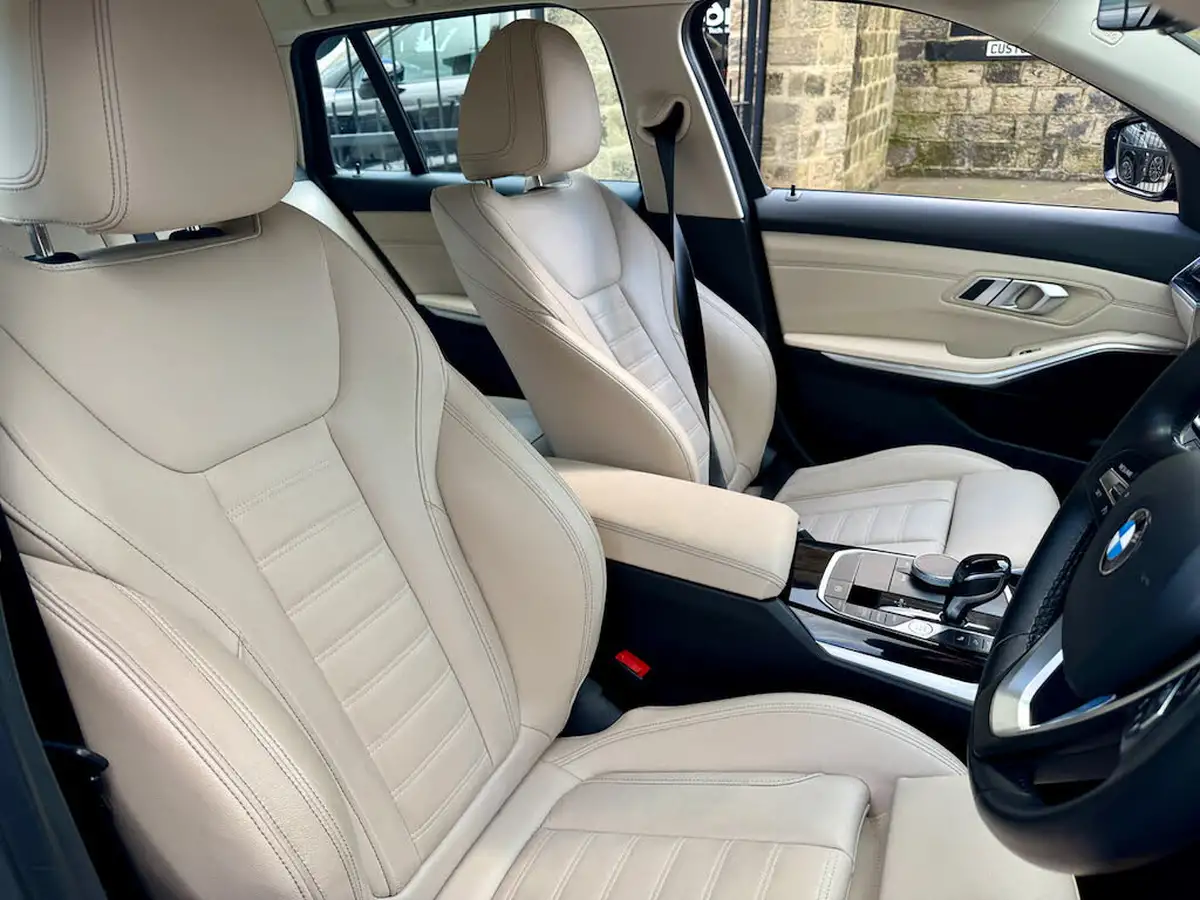 2021-bmw-3-series-20td-320d-sport-touring-5d-big-21