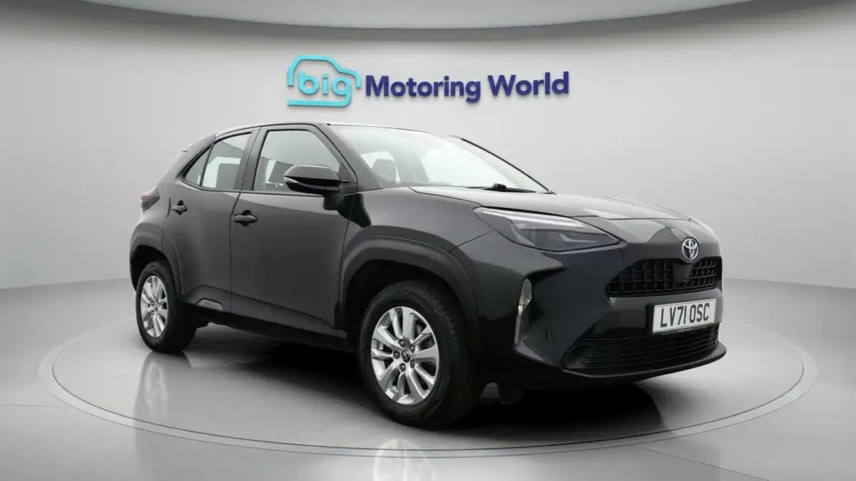 2021-toyota-yaris-cross-15-vvt-i-icon-big-0