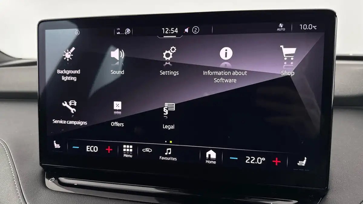 2022-skoda-enyaq-e-80x-sportline-big-18