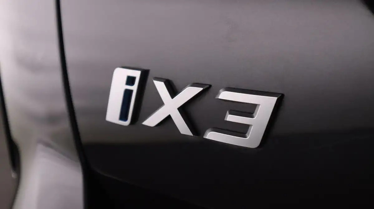 2022-bmw-ix3-e-m-sport-pro-big-21