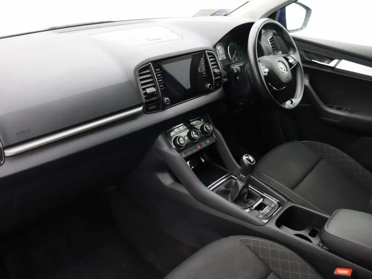 2022-skoda-karoq-10-tsi-se-big-7