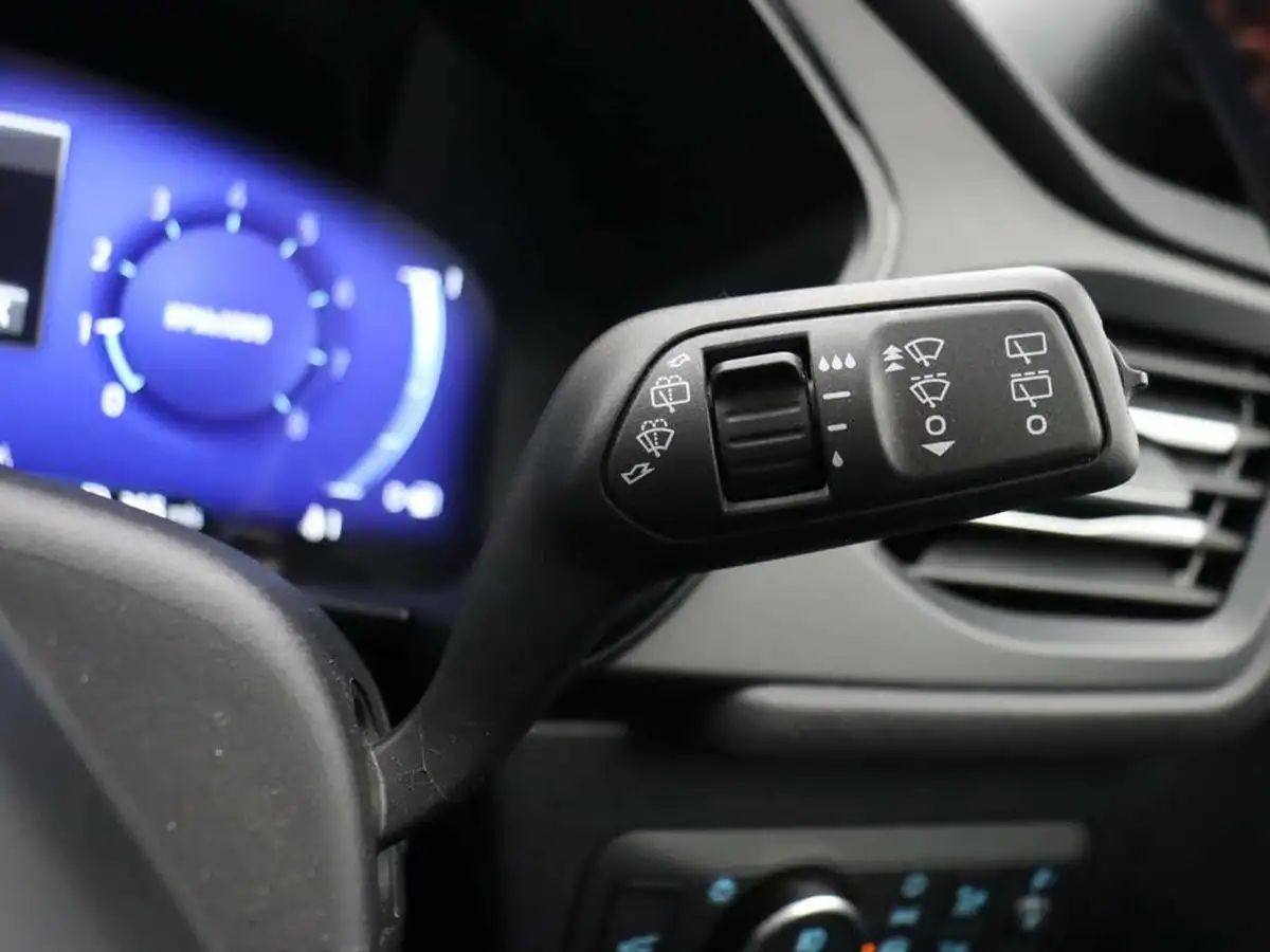 2023-ford-kuga-15t-black-package-edition-big-33