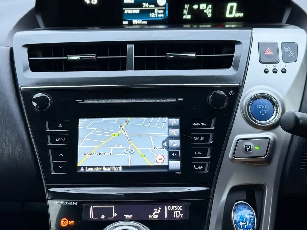 2019-toyota-prius-18-vvt-i-excel-big-25