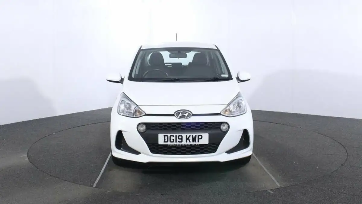 2019-hyundai-i10-12-se-big-2
