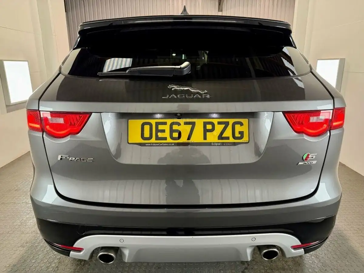 2017-jaguar-f-pace-30td-s-ss-big-5