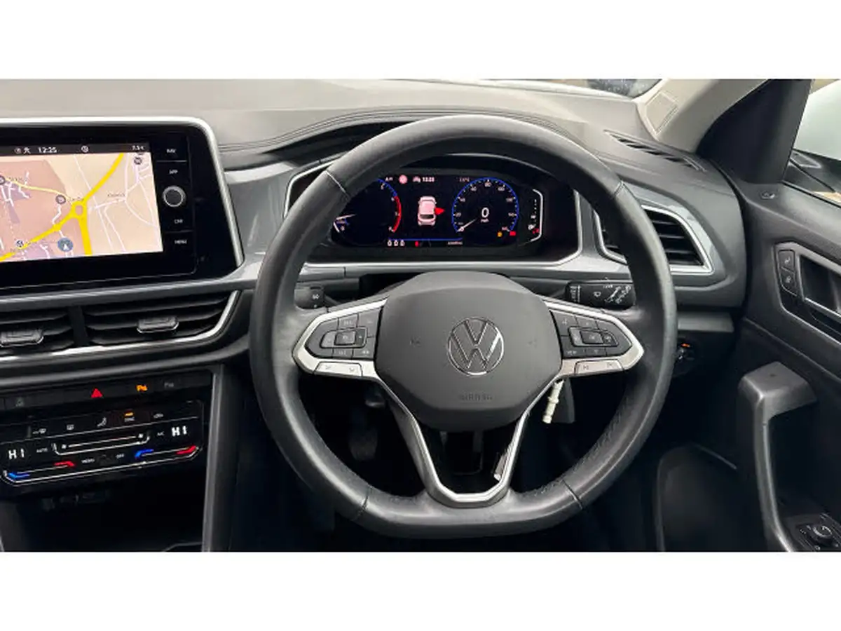 2022-volkswagen-t-roc-15-tsi-style-hatchback-5d-big-9