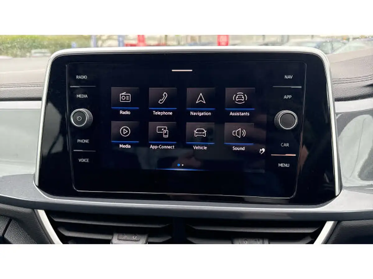 2022-volkswagen-t-roc-15-tsi-style-hatchback-5d-big-33