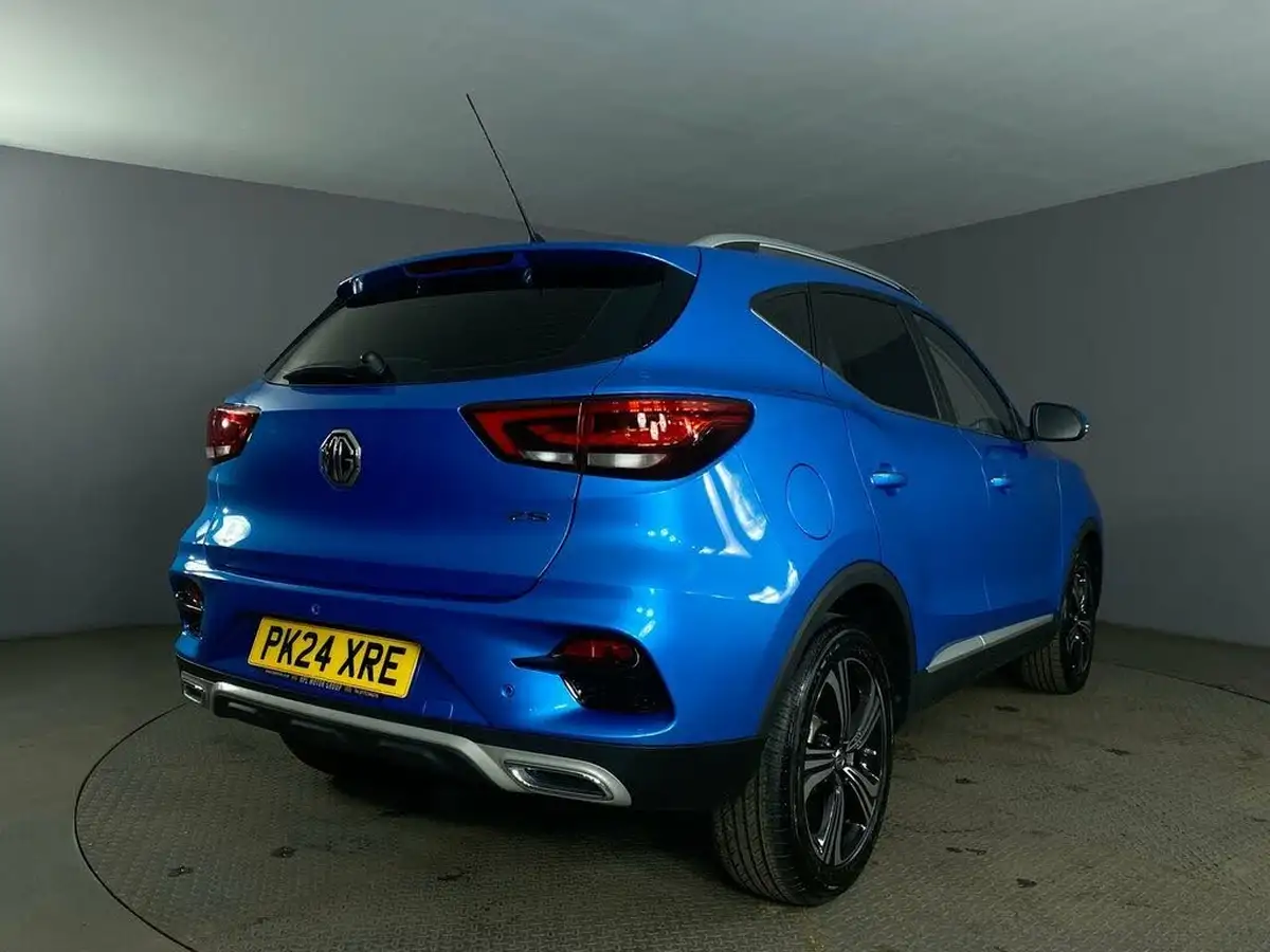 2024-mg-zs-suv-10t-gdi-excite-big-7