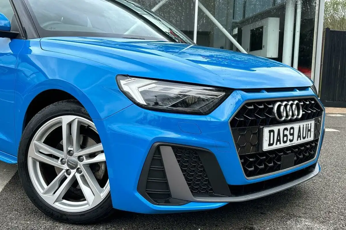 2019-audi-a1-10-30-tfsi-s-line-tronic-big-4