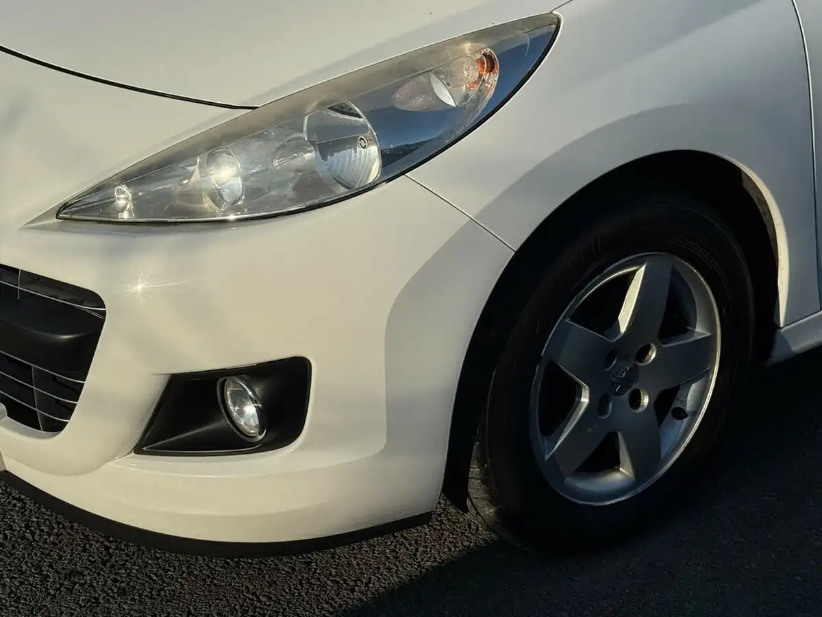 2012-peugeot-207-14-sportium-75-5d-1360cc-big-46