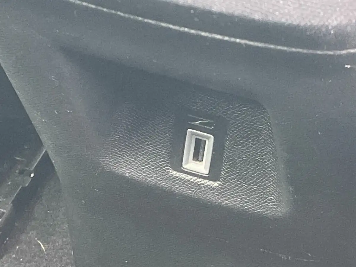 2021-citroen-c5-aircross-15bluehdi-shine-big-34