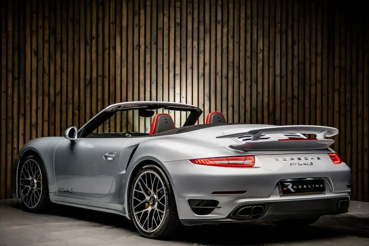 2014-porsche-911-38-turbo-s-coupe-big-2