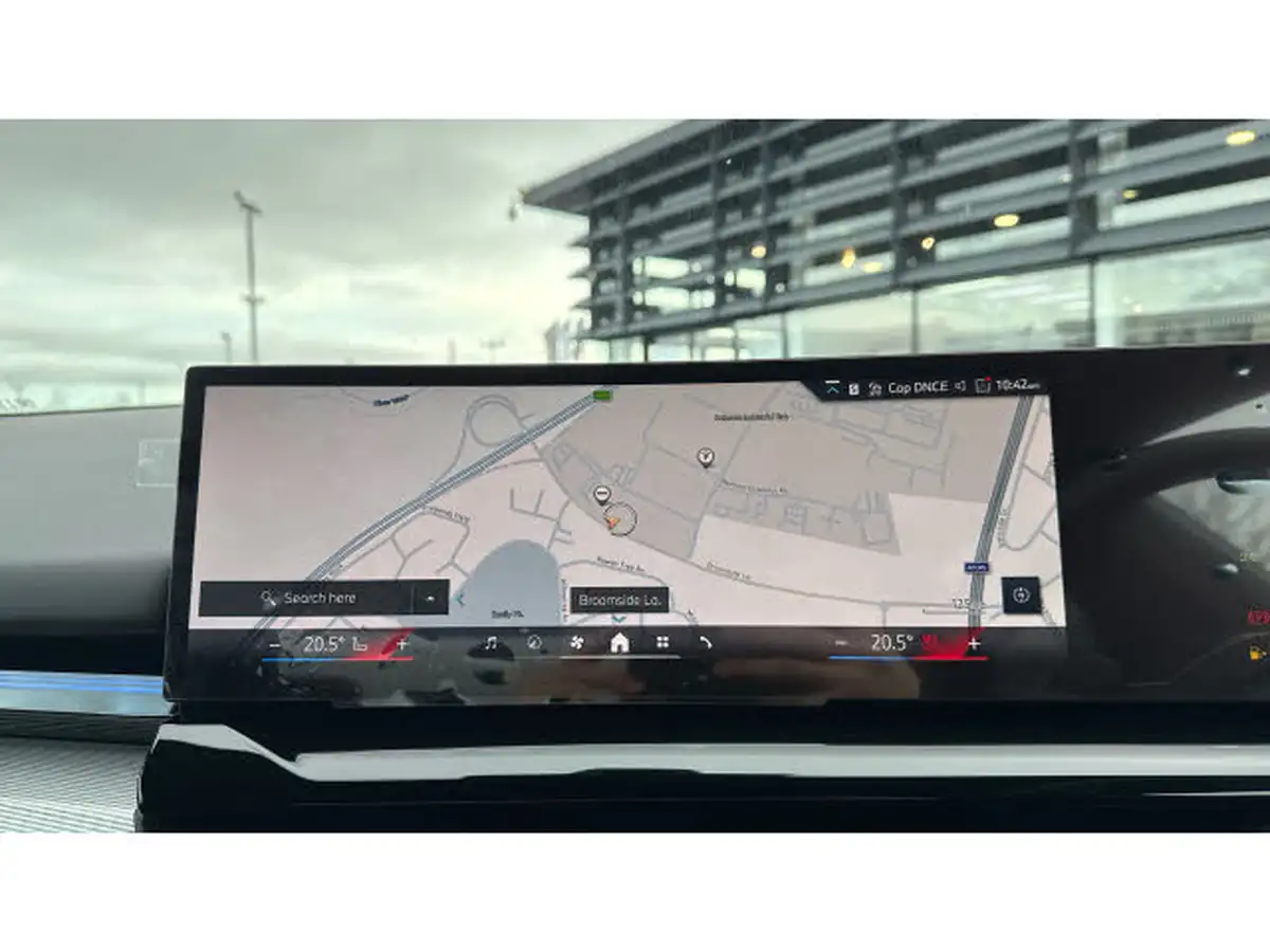2025-bmw-5-series-20-520i-m-sport-mht-saloon-4d-big-49