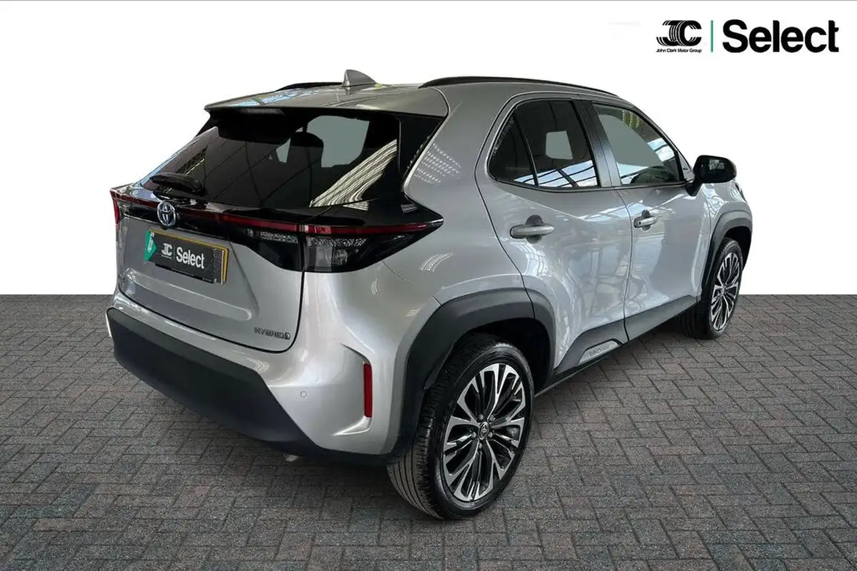 2023-toyota-yaris-cross-15-vvt-i-excel-awd-i-big-1