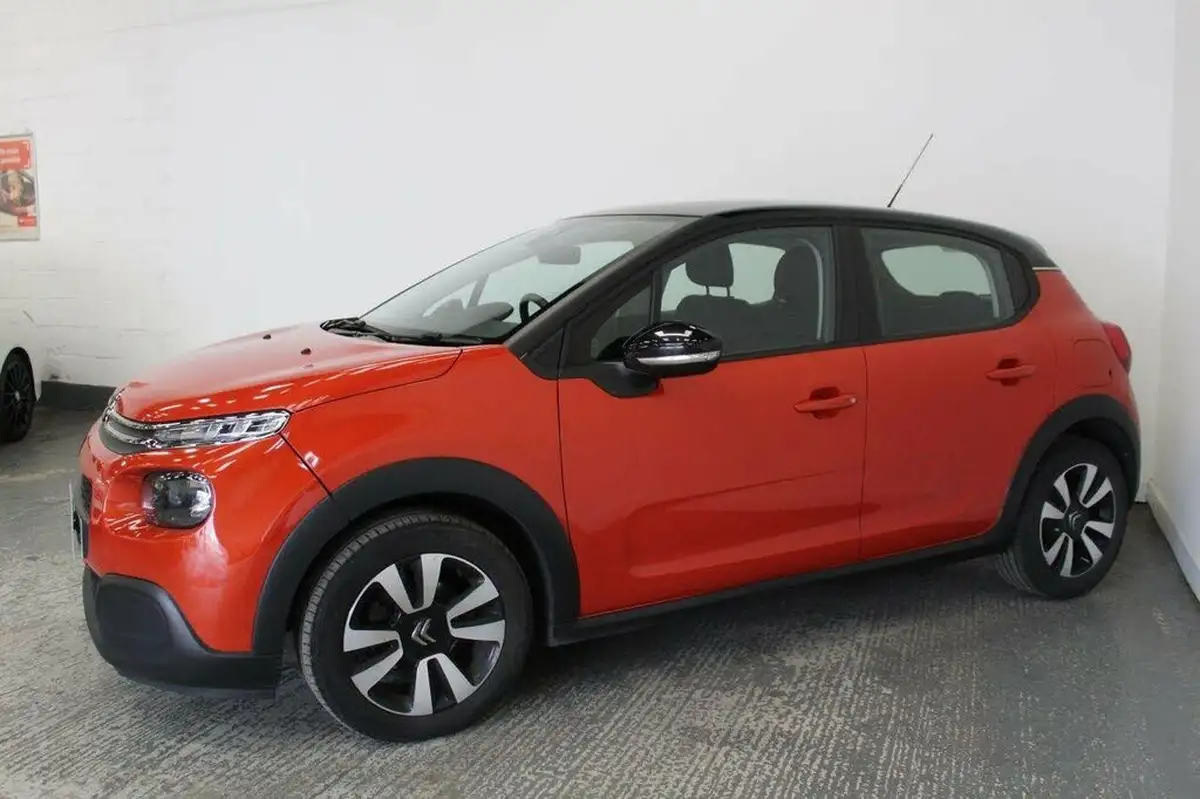 2017-citroen-c3-12-puretech-feel-82ps-big-3