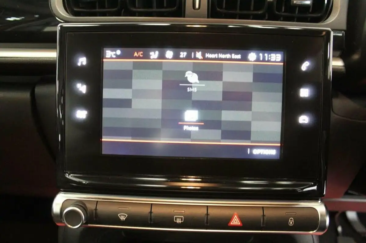 2017-citroen-c3-12-puretech-feel-82ps-big-26