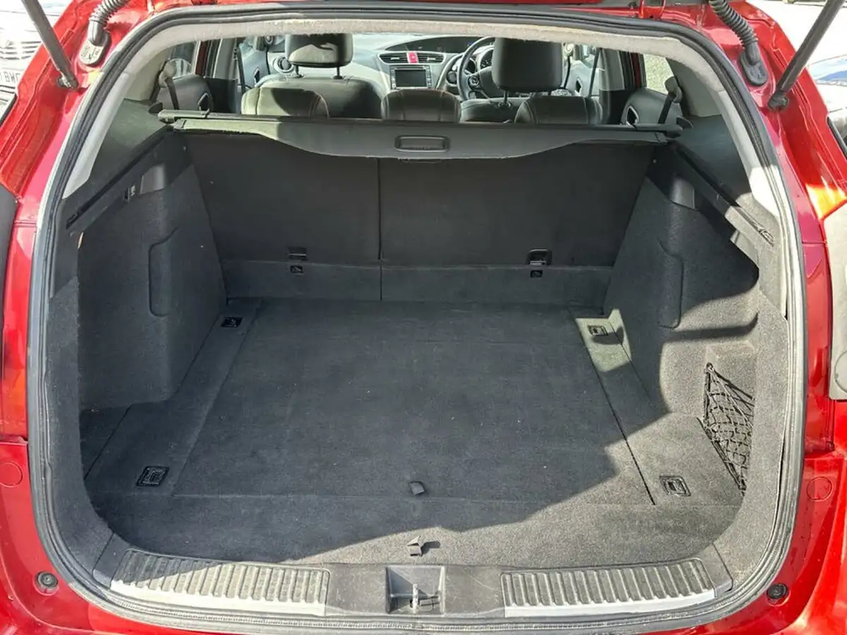 2014-honda-civic-18-sr-tourer-big-21