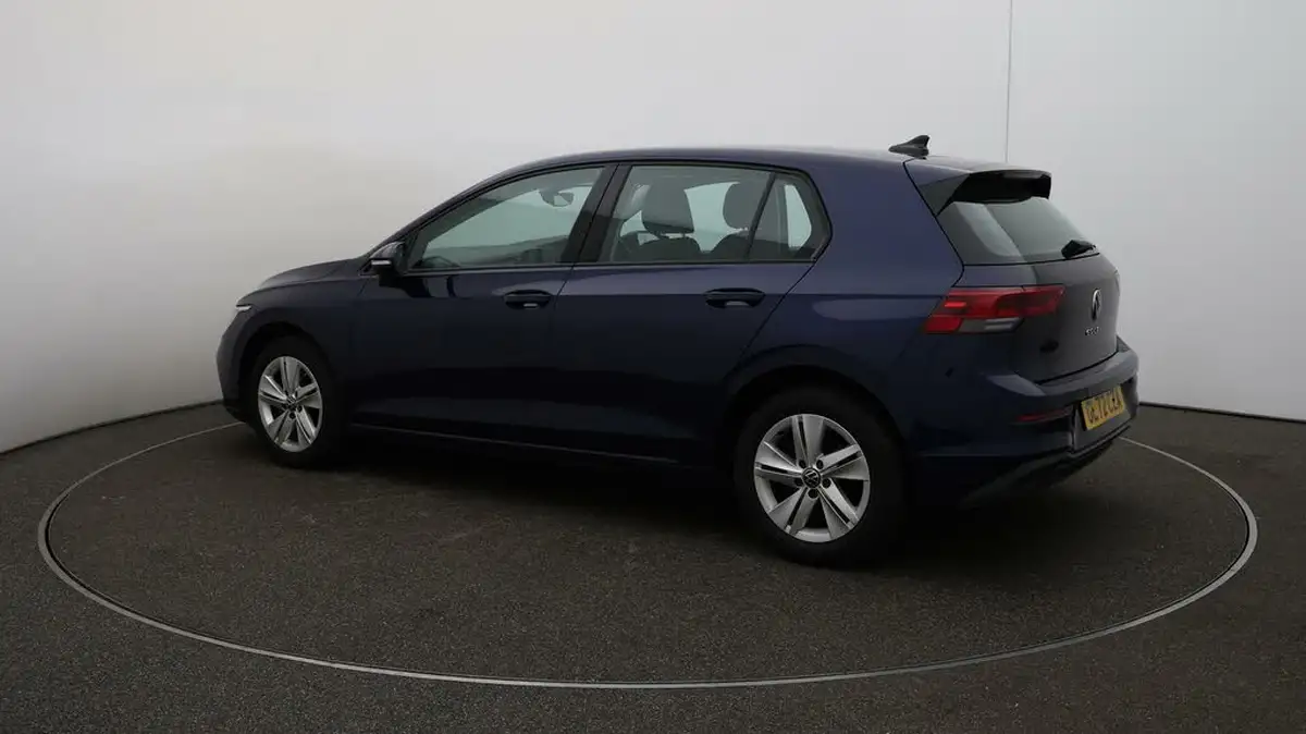 2022-volkswagen-golf-15-tsi-life-130ps-hatchback-big-28