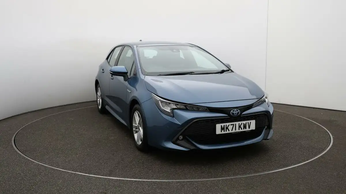 2021-toyota-corolla-18-vvt-i-icon-tech-trk-hatchback-5d-big-33