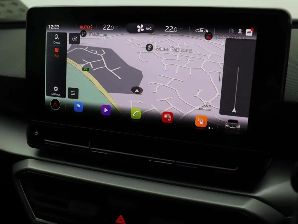 2021-seat-leon-15-tsi-evo-fr-130ps-estate-big-13