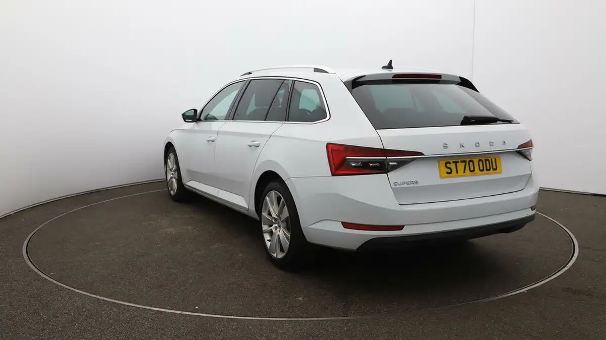 2020-skoda-superb-15-tsi-se-l-estate-big-53