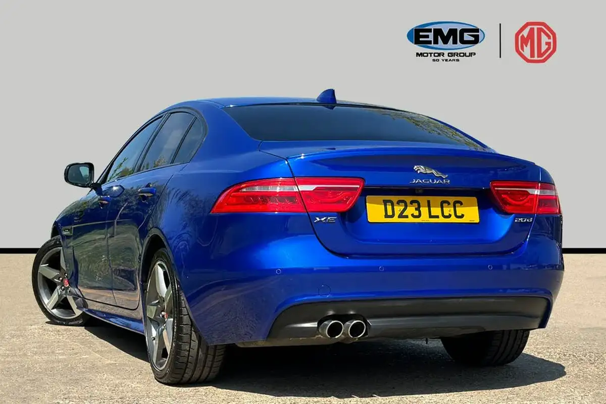 2017-jaguar-xe-20d-r-sport-180ps-1999cc-auto-big-3