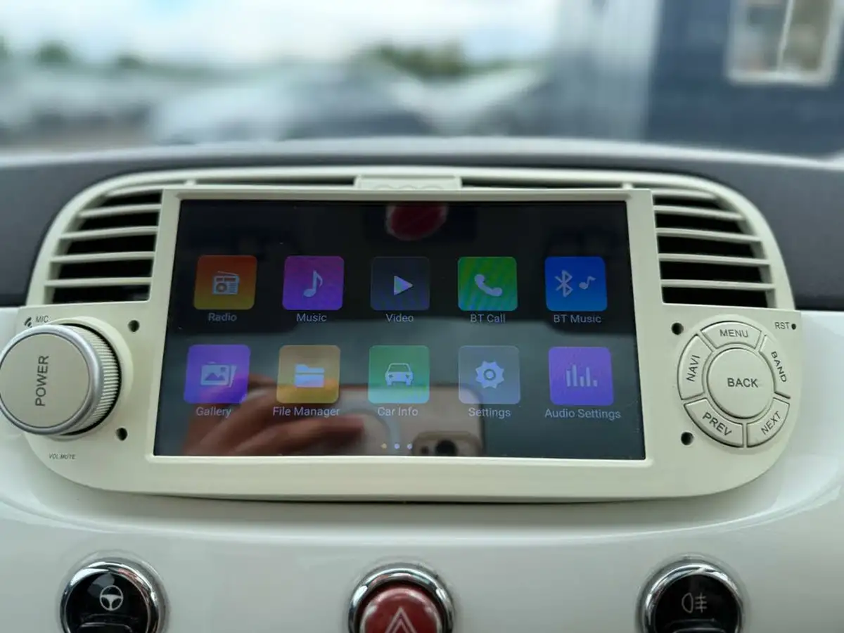 2010-fiat-500-12-lounge-69bhp-big-51