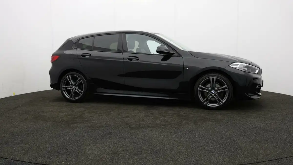 2021-bmw-1-series-15-118i-m-sport-lcp-big-34